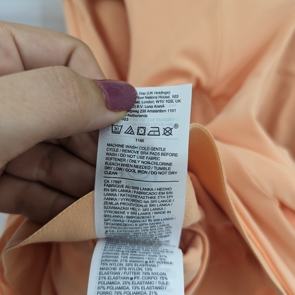 NWT ATHLETA Conscious Cut Out Crop Bra Top (A-C) - Picture 12 of 12